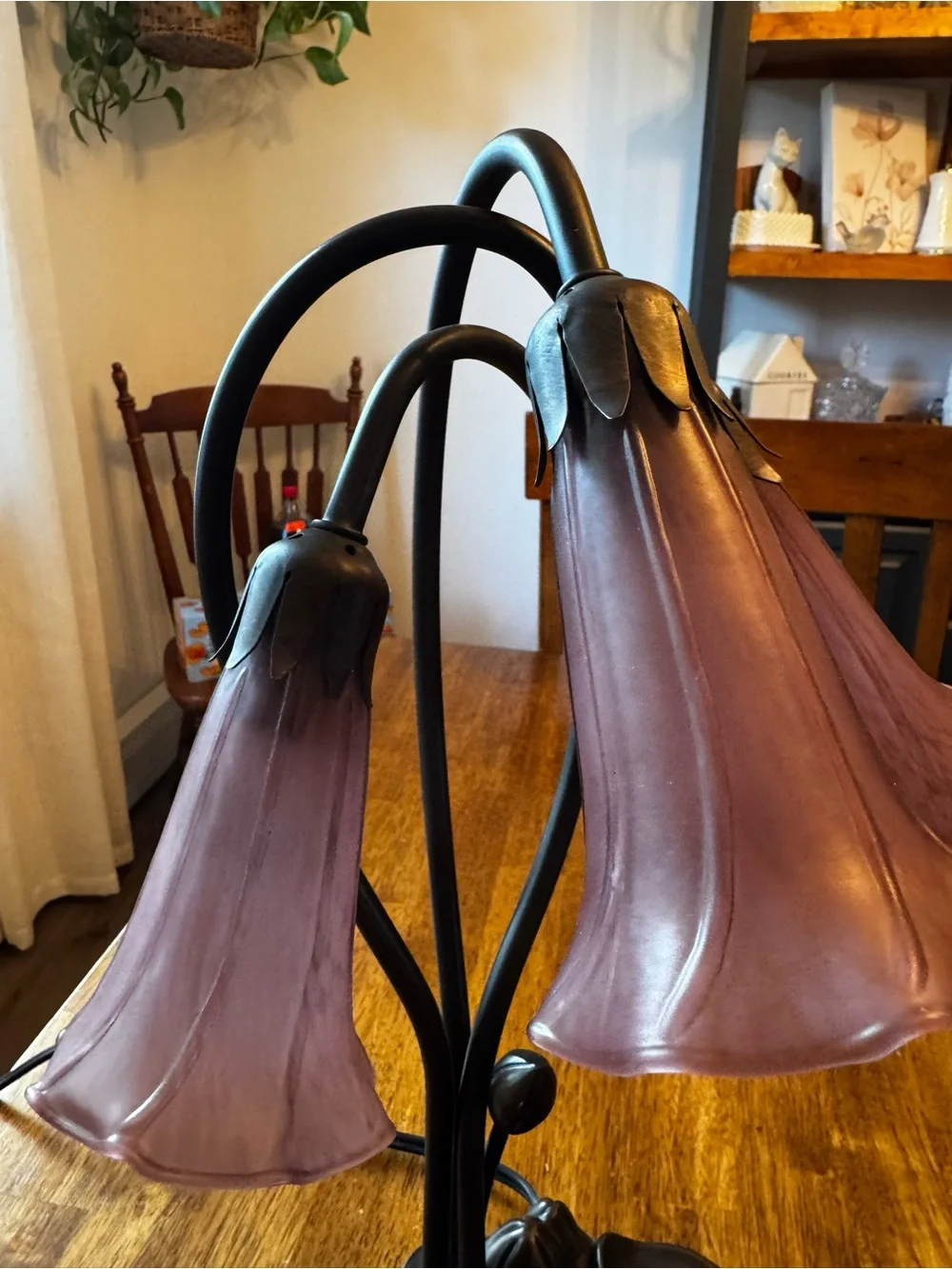 1980’s Art nouveau lily flower Glass Table Lamp dimmable